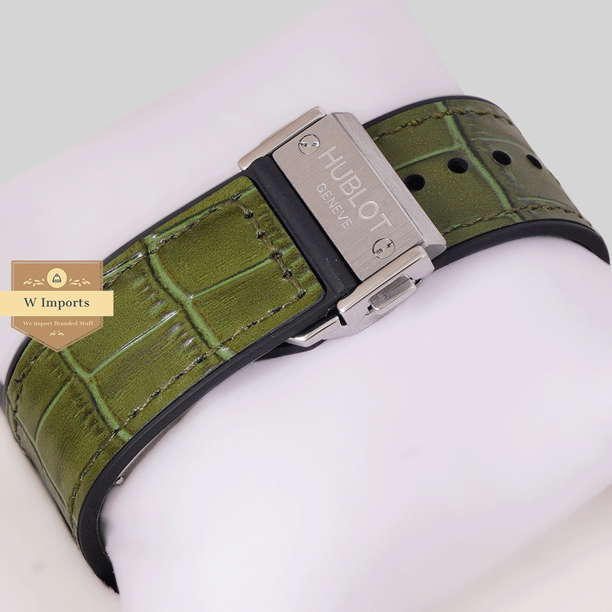 Latest Collection Silver Matt Case With Green Dial & Rubber Strap