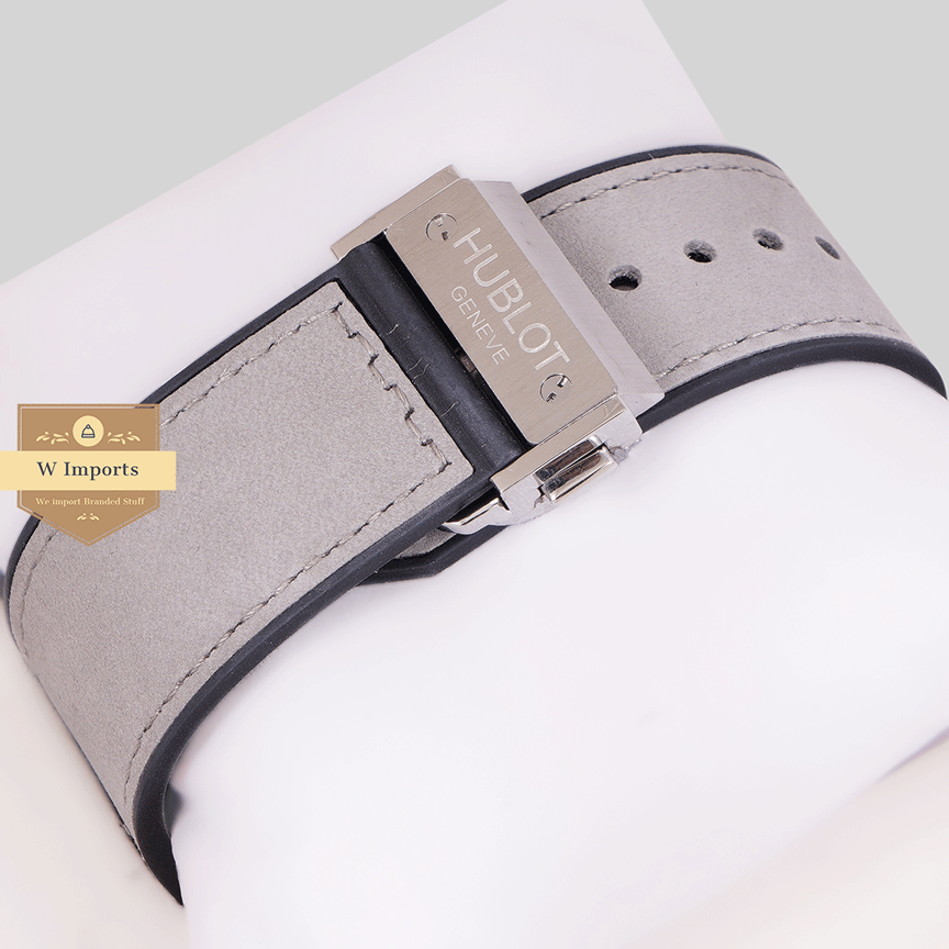 New Arrival Silver Matt Case With Skeleton Dial Pvc Strap Watch