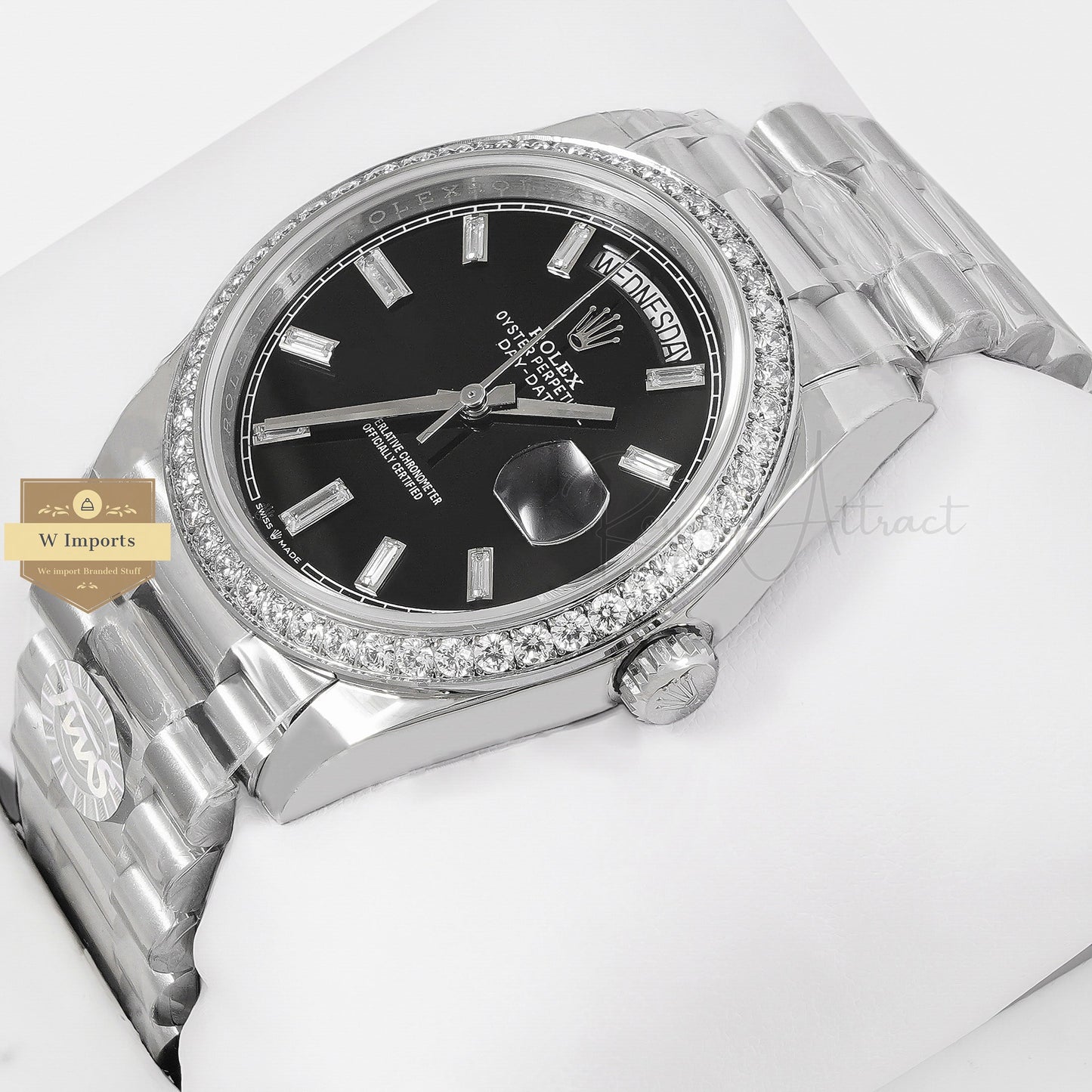 Latest Collection 40 Silver With Black Dial & Stone Bezel Automatic Watch EW Made