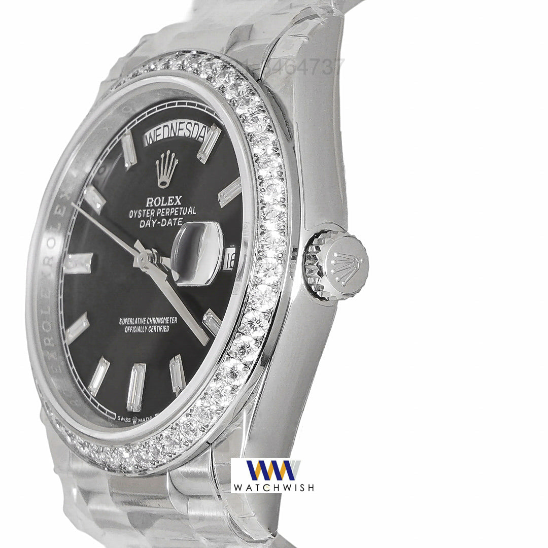Latest Collection 40 Silver With Black Dial & Stone Bezel Automatic Watch EW Made