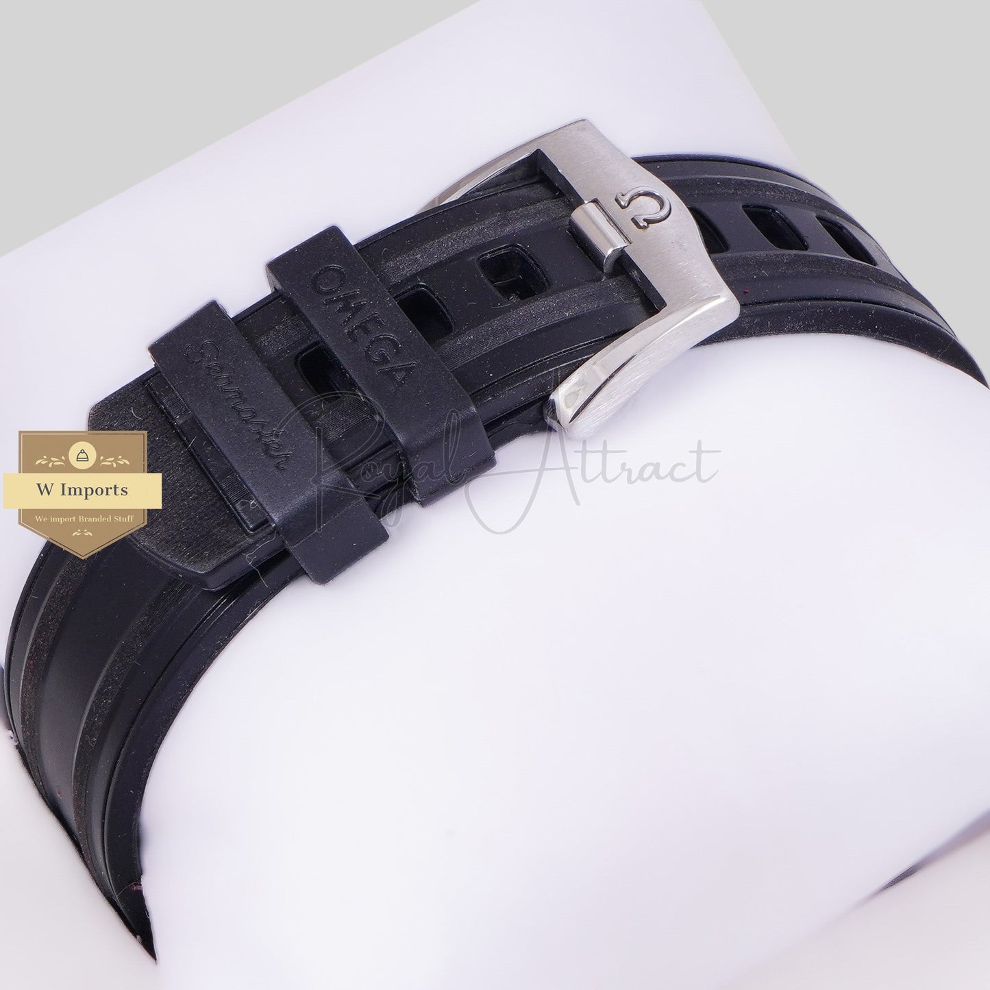 Latest Collection Silver Case With Black Dial & Rubber Strap