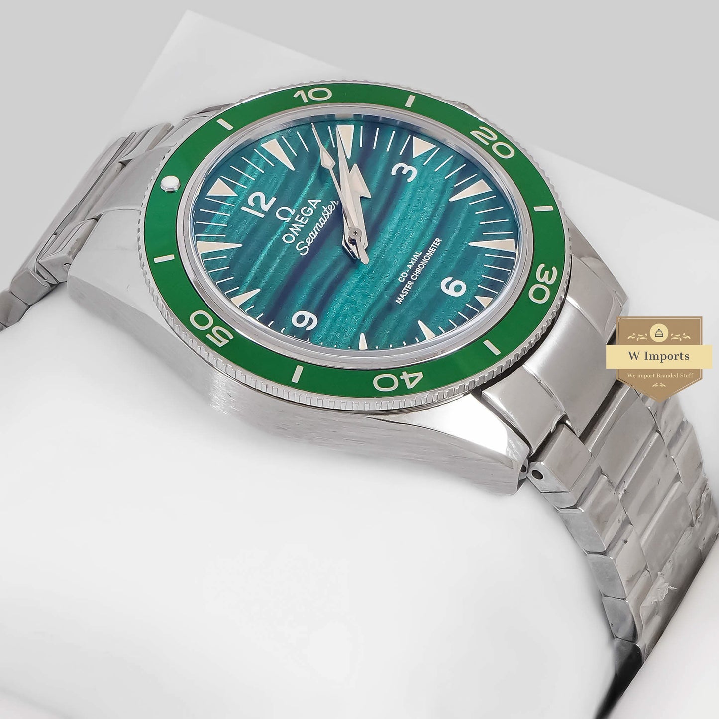 LATEST COLLECTION SILVER WITH GREEN DIAL AND BEZEL AUTOMATIC WATCH