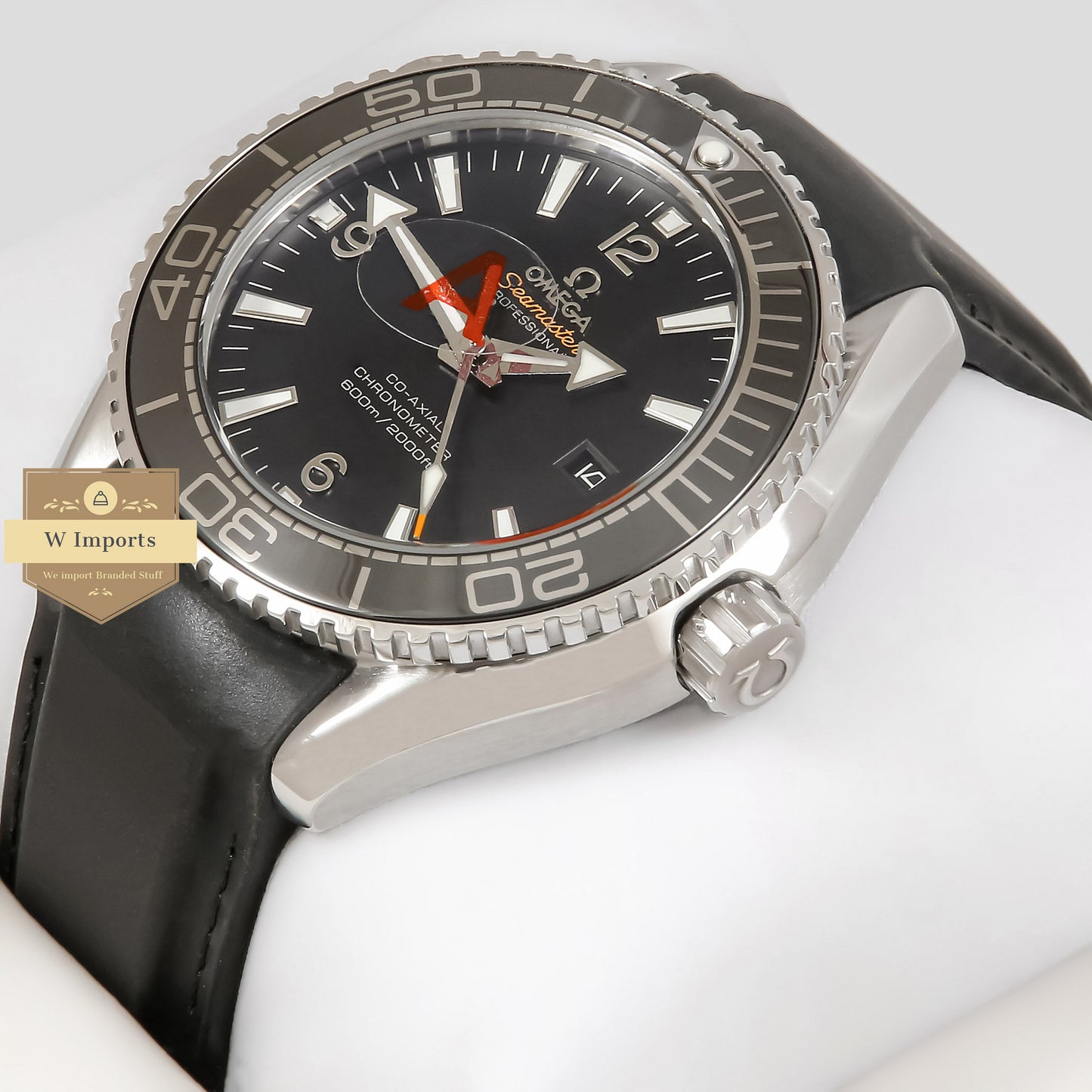 Latest Collection Chronograph Silver Case With Black Dial & Rubber Strap