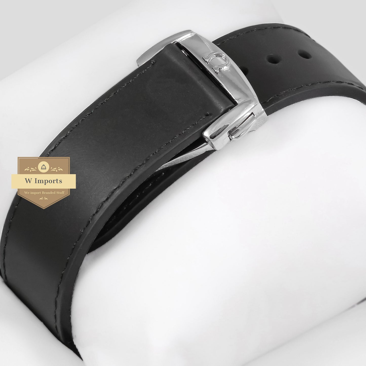 Latest Collection Chronograph Silver Case With Black Dial & Rubber Strap