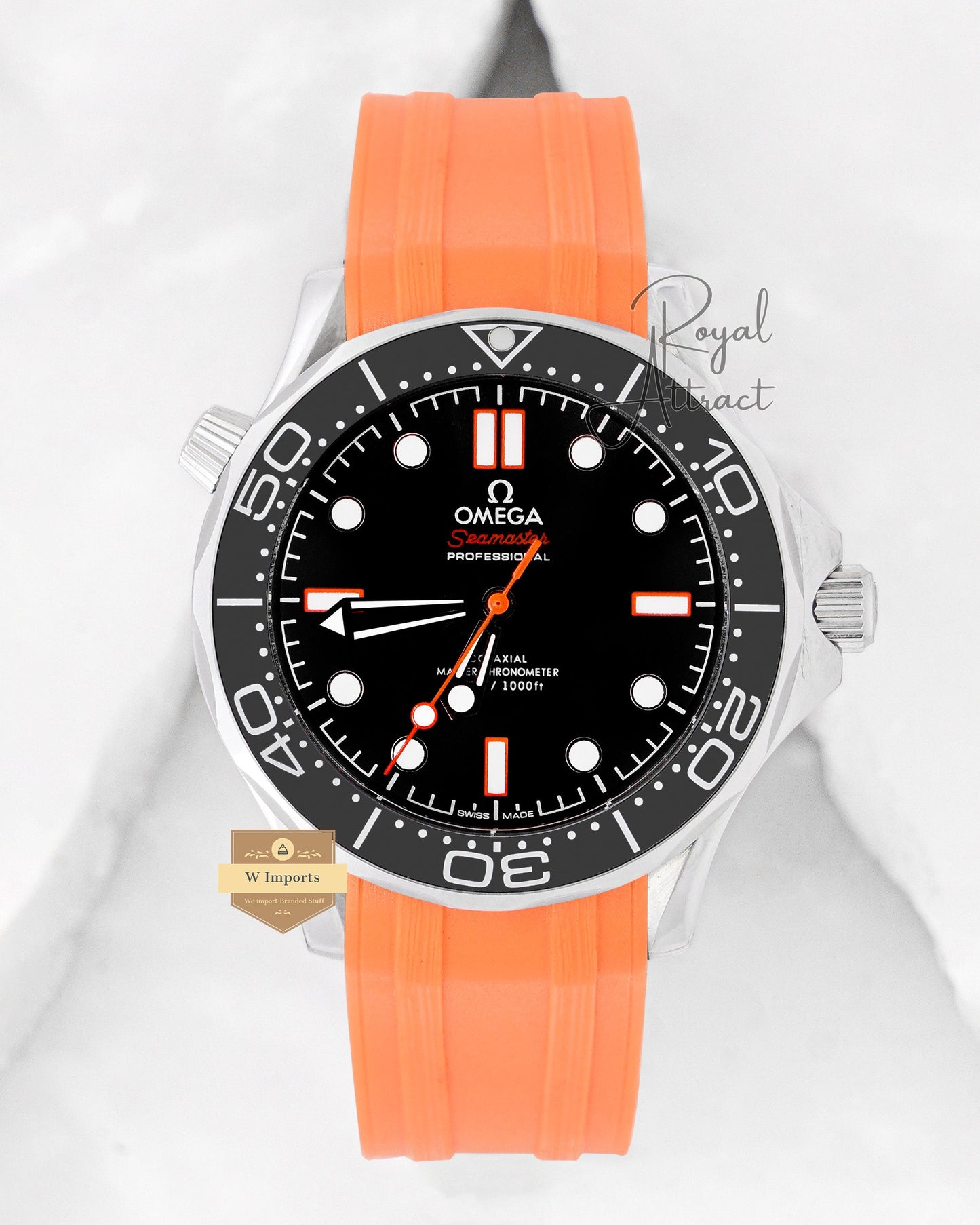Latest Collection Silver Case With Black Dial Rubber Strap For Men