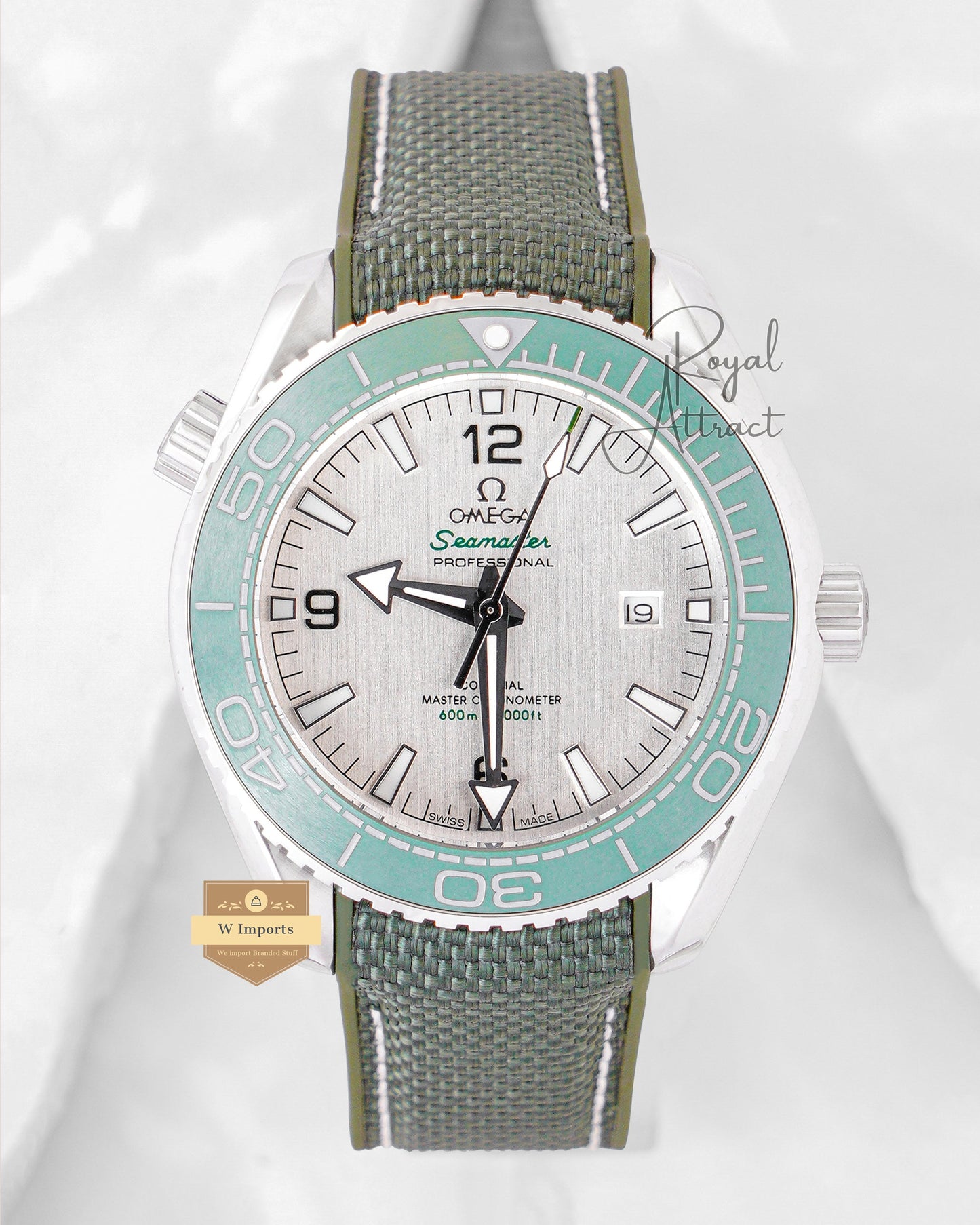 Latest Collection Planet Silver Case With Gray Dial And Green Strap