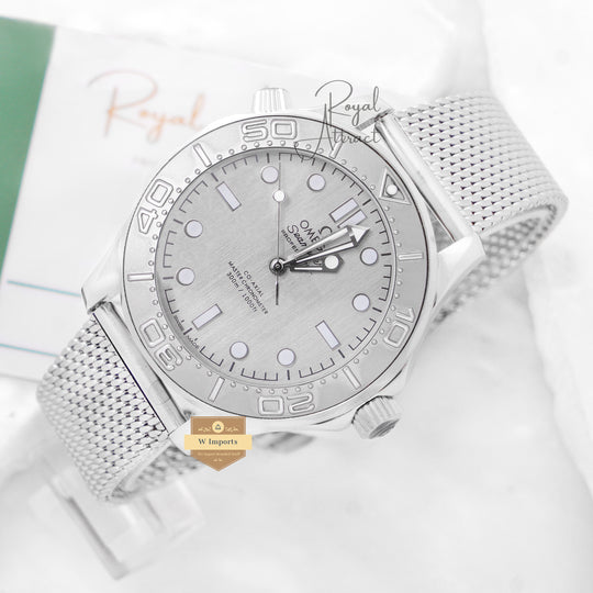 Latest Collection All Silver With Dial & Bezel With Mesh Bracelet Automatic Watch