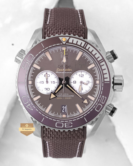 Latest Collection Chronograph Silver Case With Bronze Dial Strap Watch