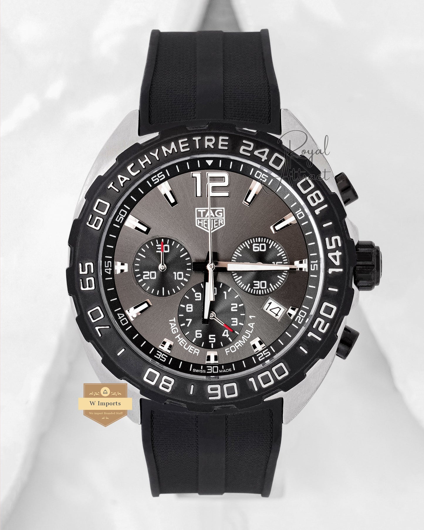Latest Collection Chronograph Silver Case With Gray Dial With Rubber Strap