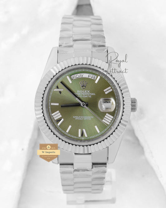 Latest Collection 40 Silver Chain With Green Dial & Fluted Bezel Roman Figure Automatic Watch ZR Factory
