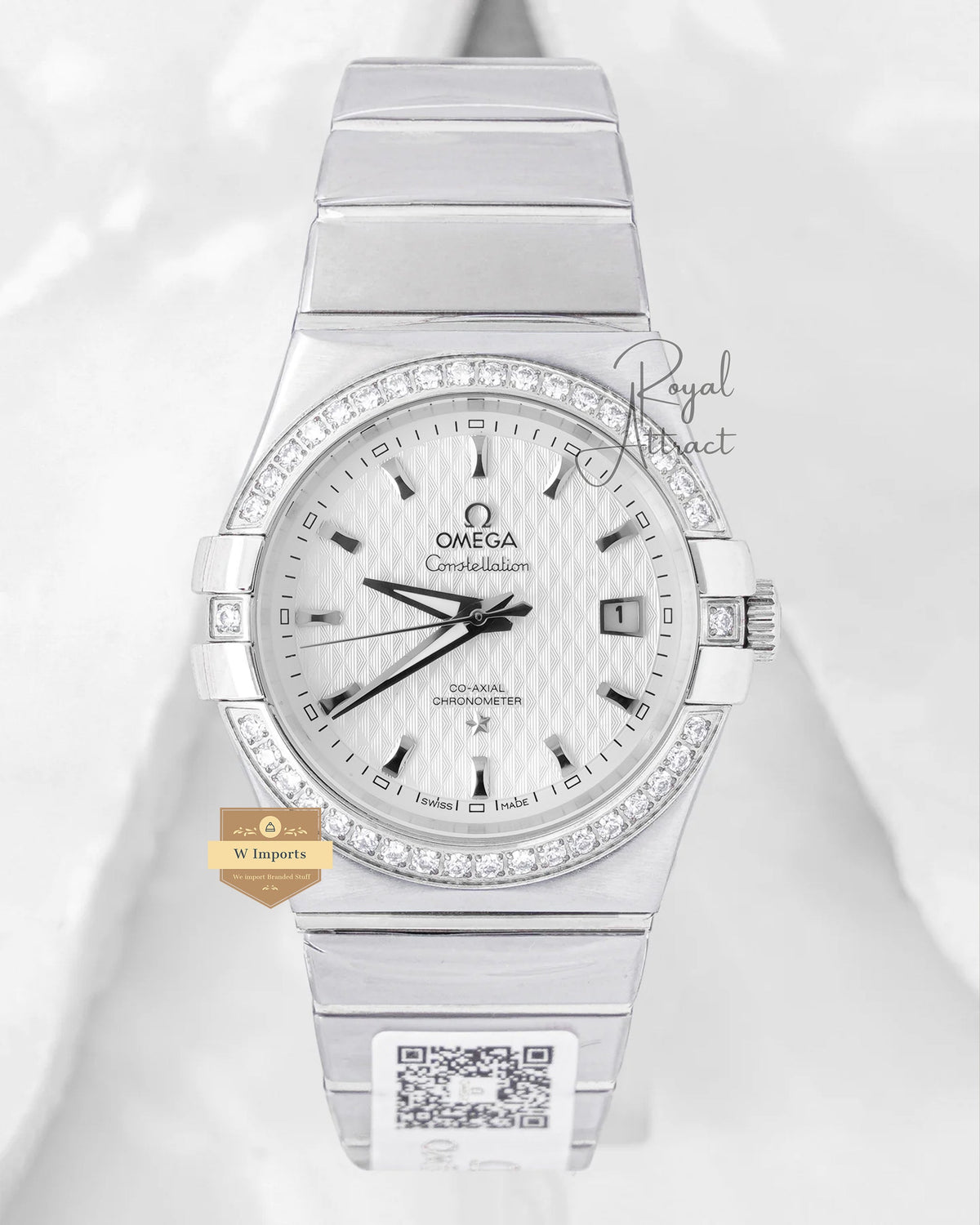 Latest Collection Silver With White Texture Dial Stone Bezel