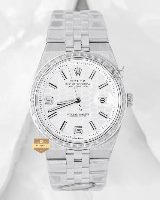 LATEST COLLECTION LD 40 SILVER WITH WHITE DIAL STONE BEZEL AUTOMATIC WATCH OZ MADE