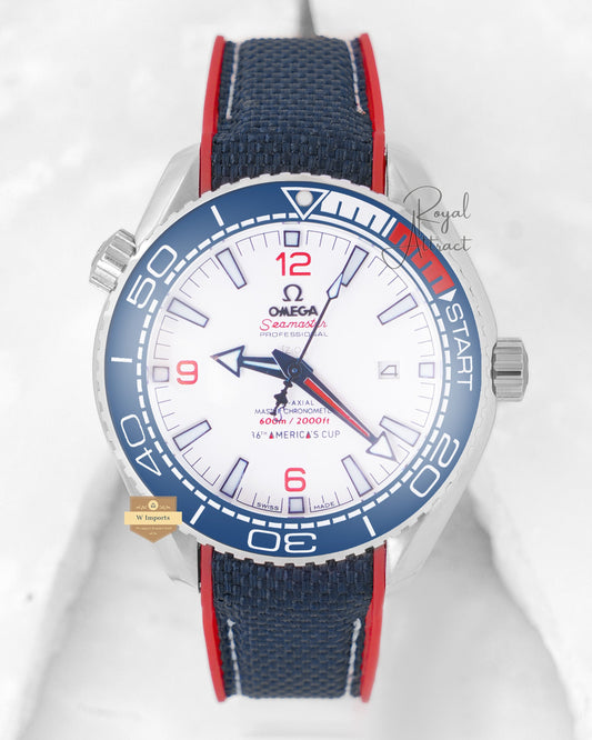 Latest Collection Silver Case With White Dial & Pvc Strap