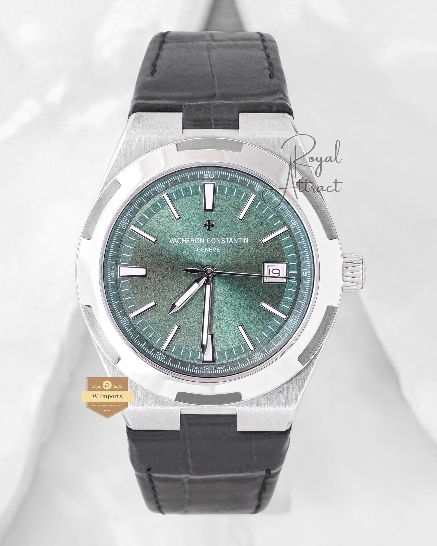 LATEST COLLECTION SILVER CASE WITH GREEN DIAL & LEATHER STRAP