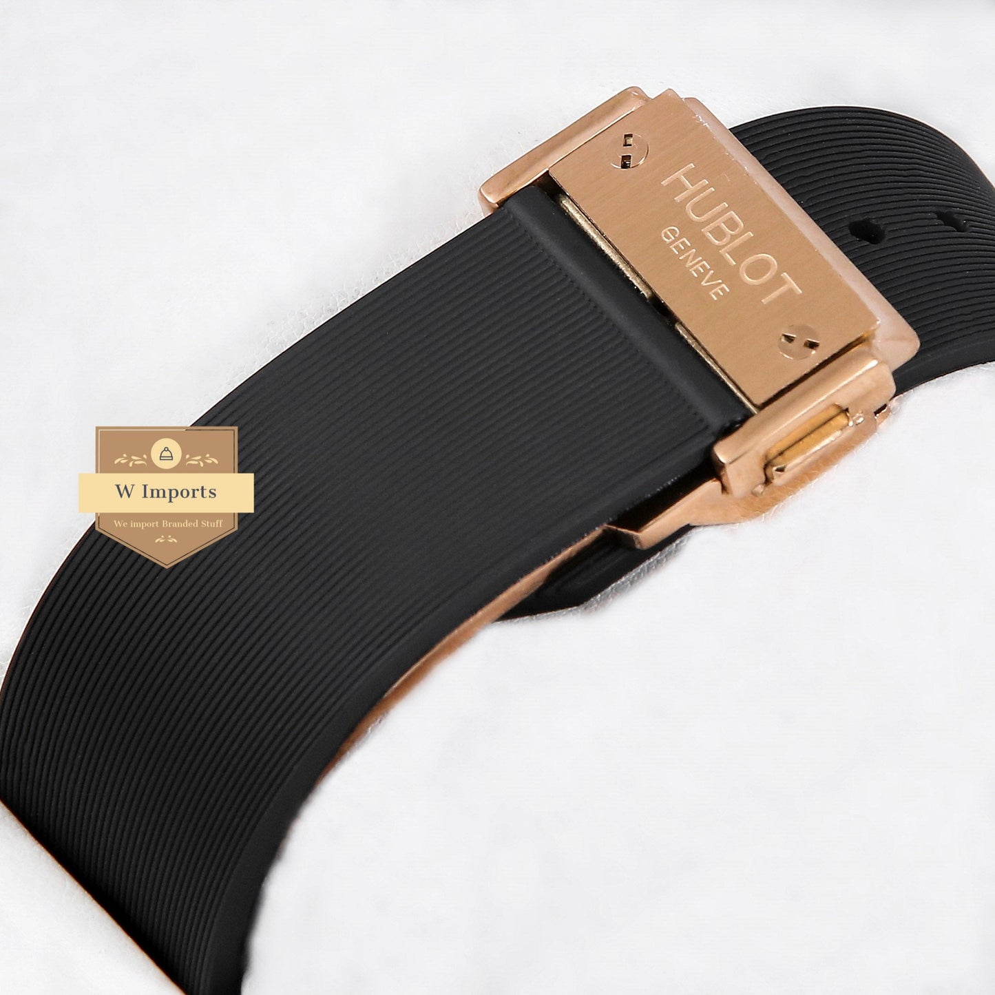 Latest Collection Rose Gold Case With Black Dial & Rubber Strap