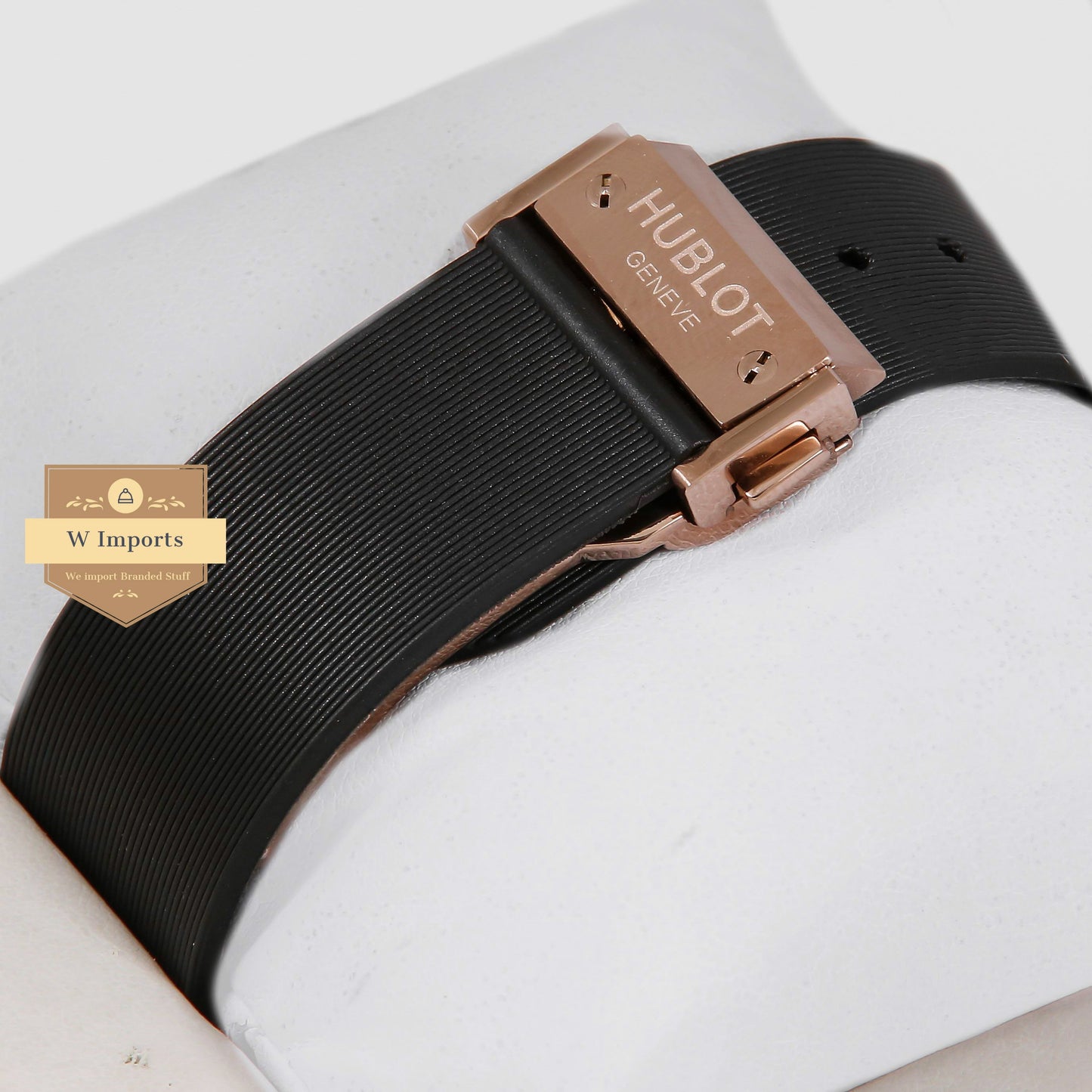 Latest Collection Chronograph Rose Gold Case With Black Dial & Rubber Strap