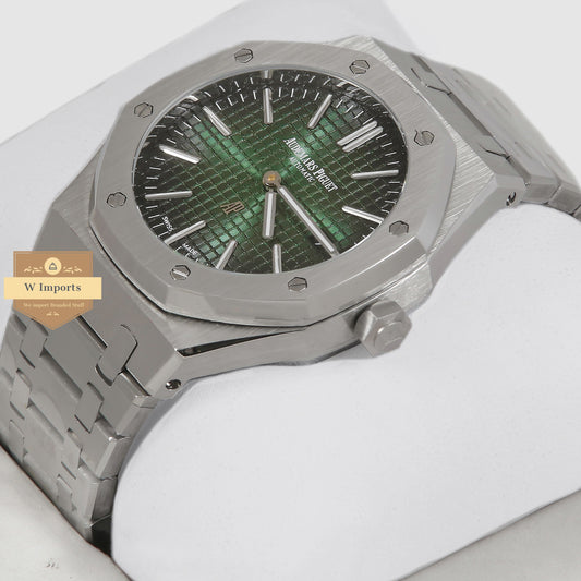 Latest Collection Oak Silver With Green Dial