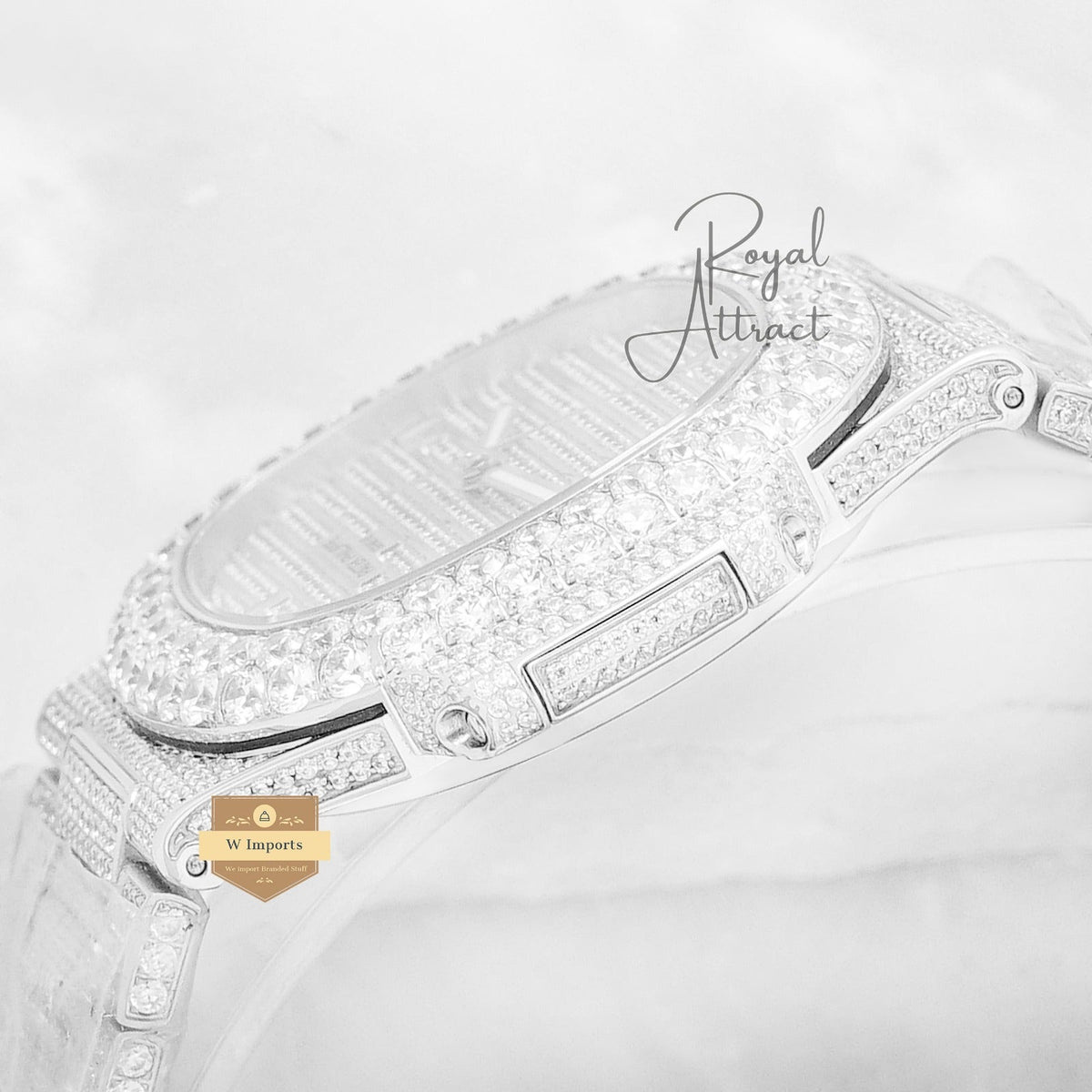 New Arrival Premium Silver With Dial Automatic Stone Watch