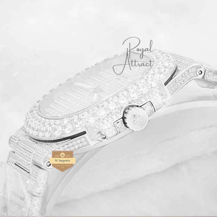 New Arrival Premium Silver With Dial Automatic Stone Watch