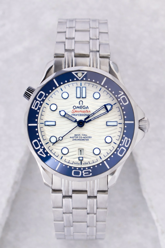 Latest Collection Silver With White Dial Automatic Watch